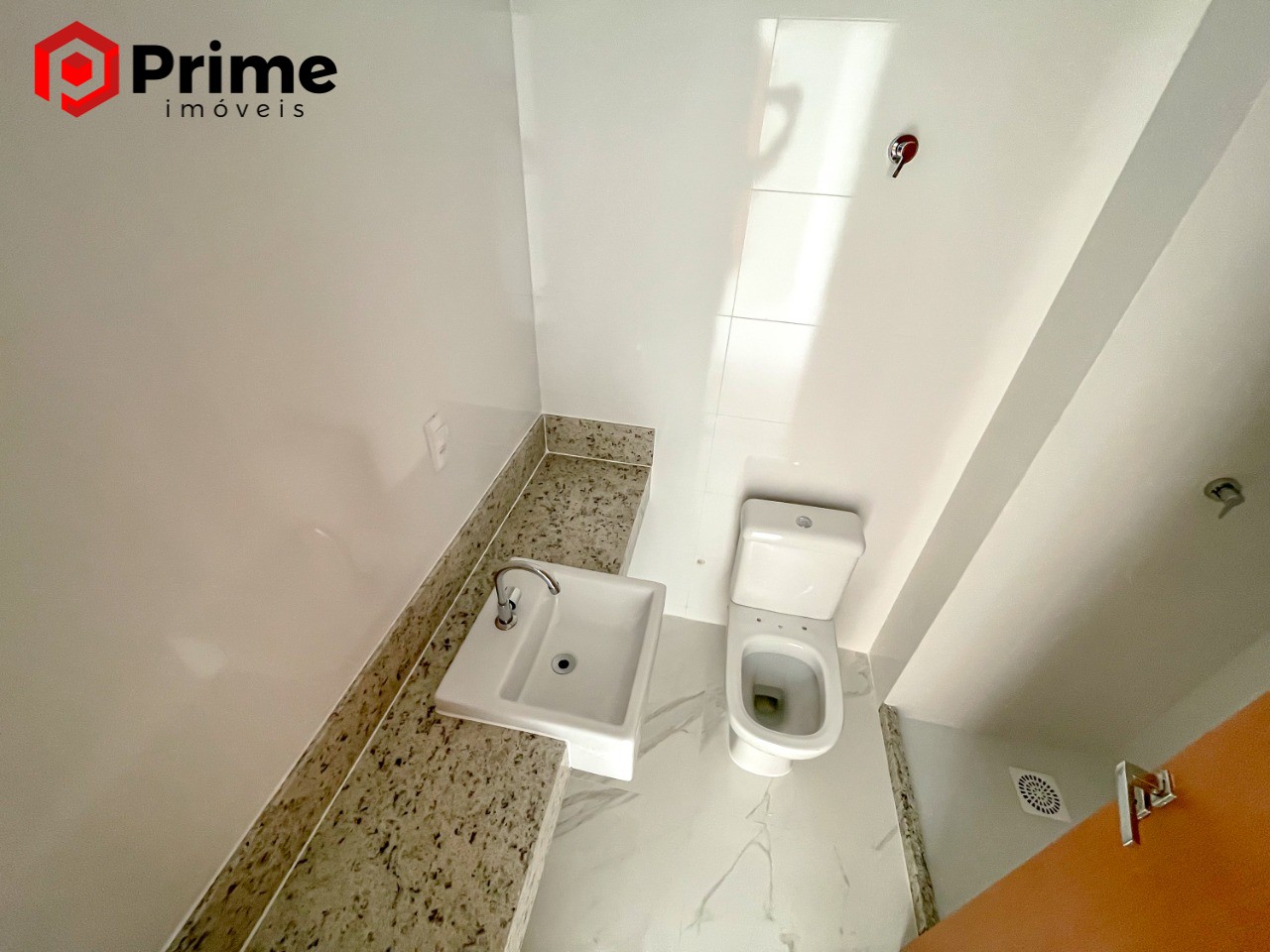 Apartamento à venda com 2 quartos, 66m² - Foto 16