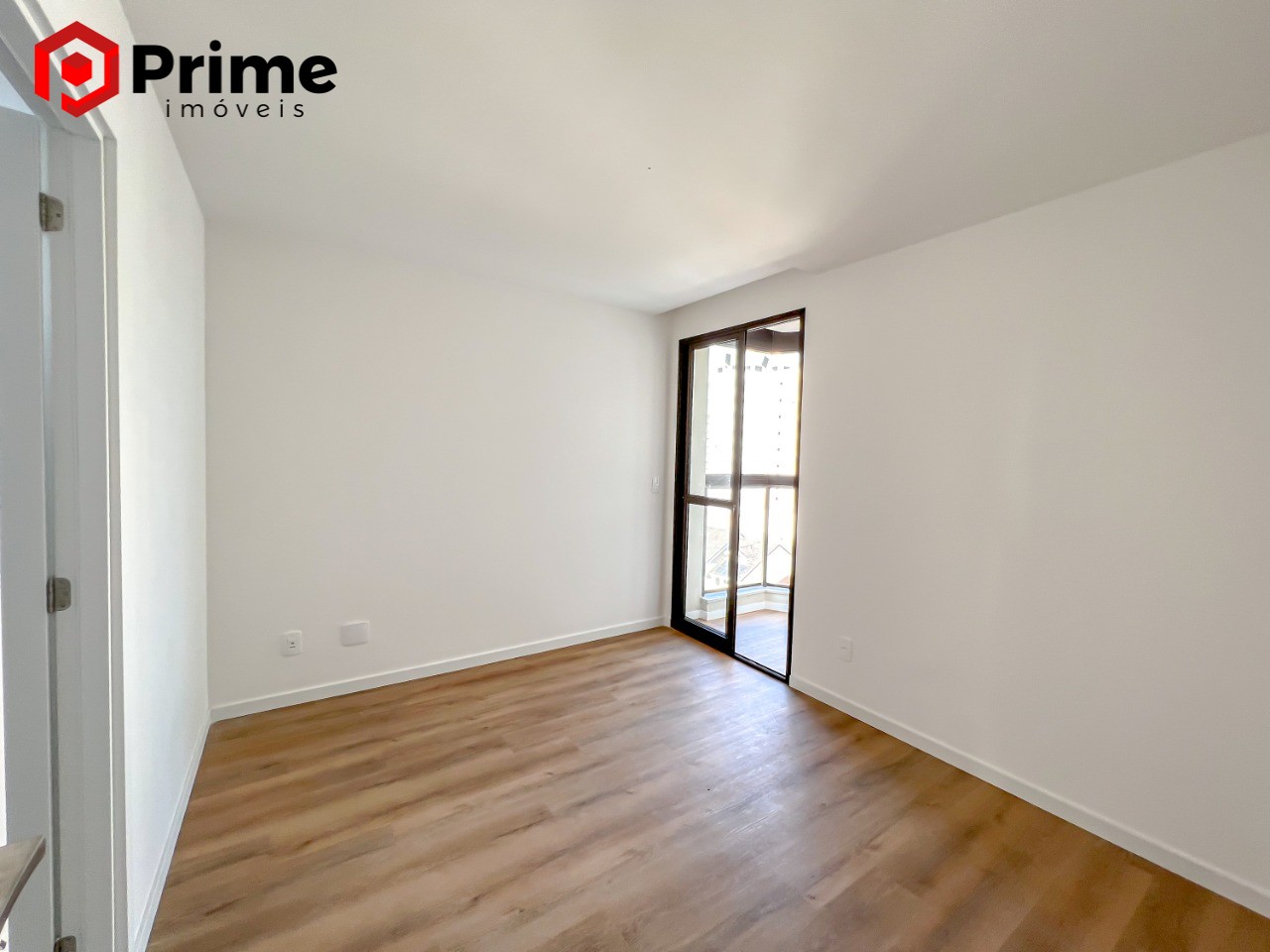 Apartamento à venda com 3 quartos, 136m² - Foto 11