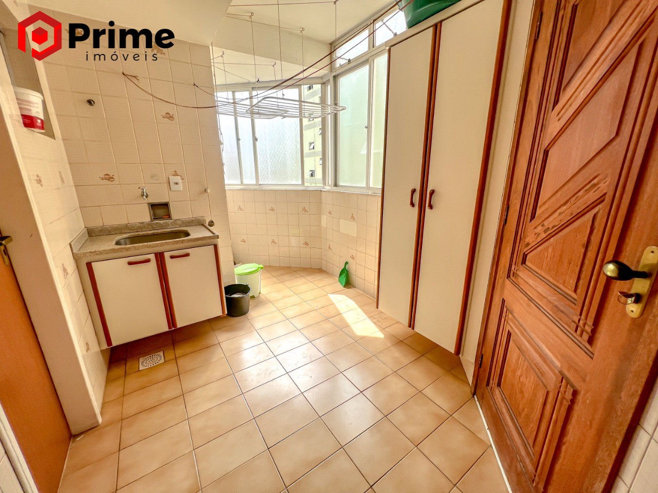 Apartamento à venda com 3 quartos, 140m² - Foto 11