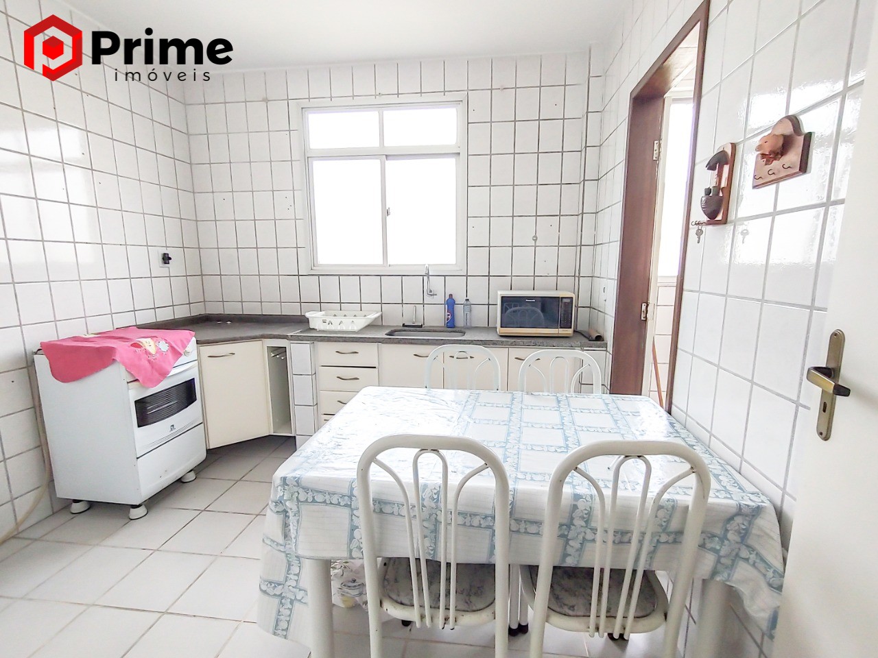 Apartamento à venda com 3 quartos, 130m² - Foto 3