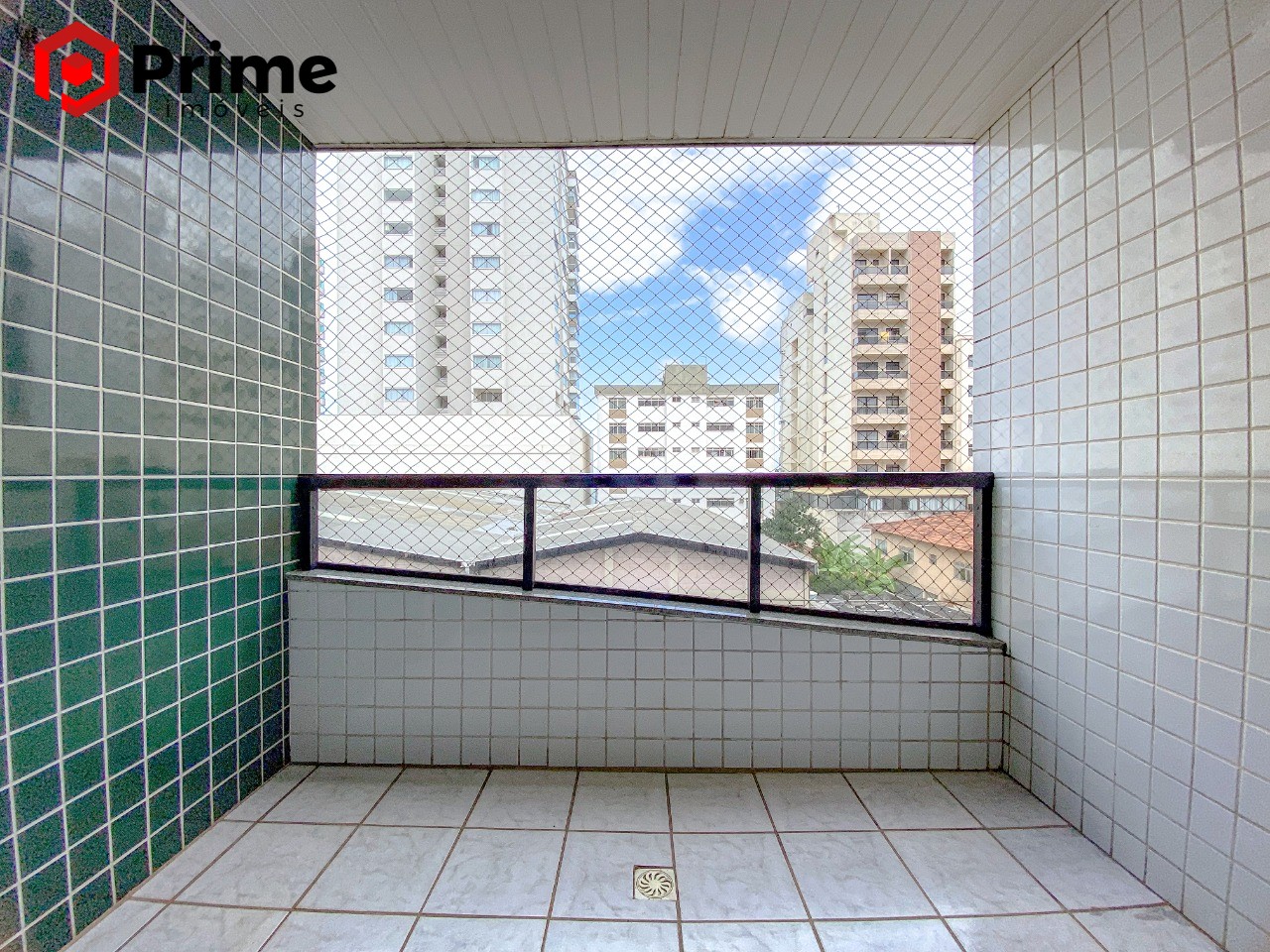 Apartamento para alugar com 3 quartos, 80m² - Foto 4