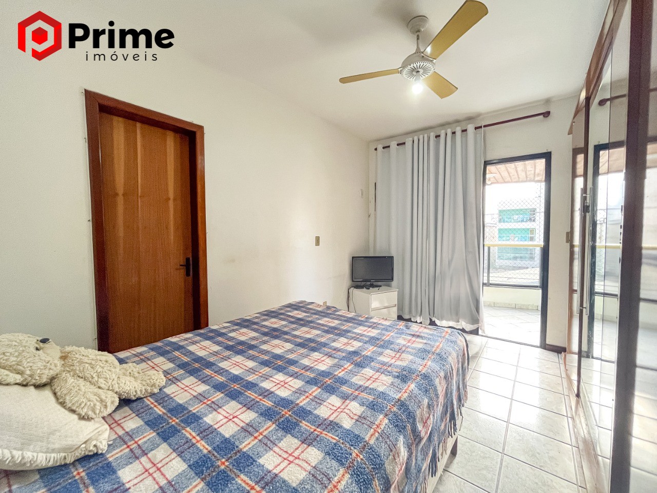 Apartamento à venda com 4 quartos, 190m² - Foto 4