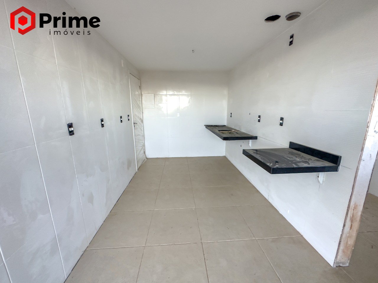 Apartamento à venda com 3 quartos, 105m² - Foto 3