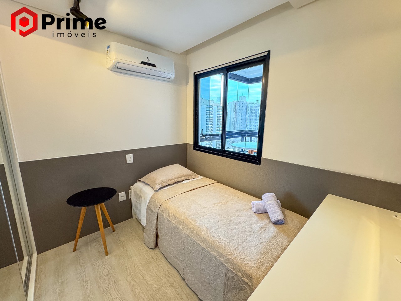 Apartamento à venda com 2 quartos, 65m² - Foto 14