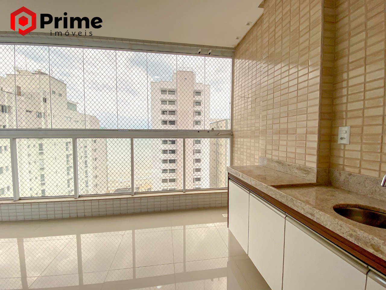 Apartamento à venda com 3 quartos, 97m² - Foto 3