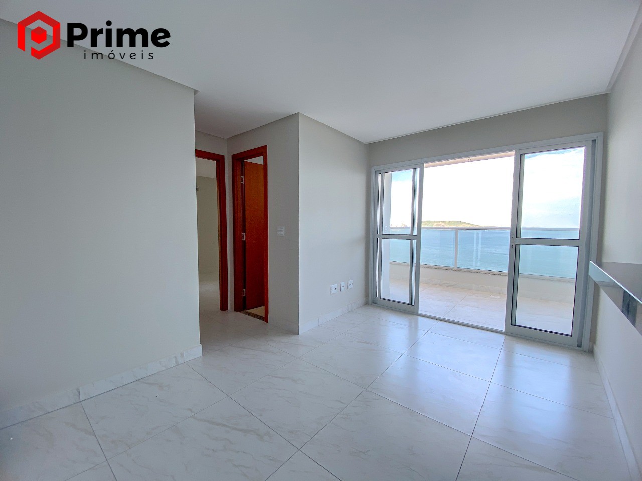 Apartamento à venda com 2 quartos, 67m² - Foto 3