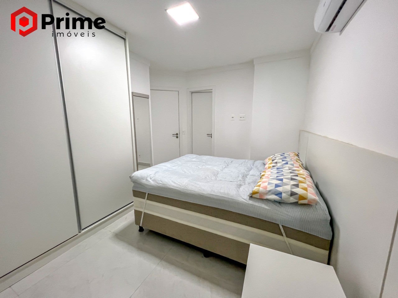 Apartamento à venda com 4 quartos, 250m² - Foto 14