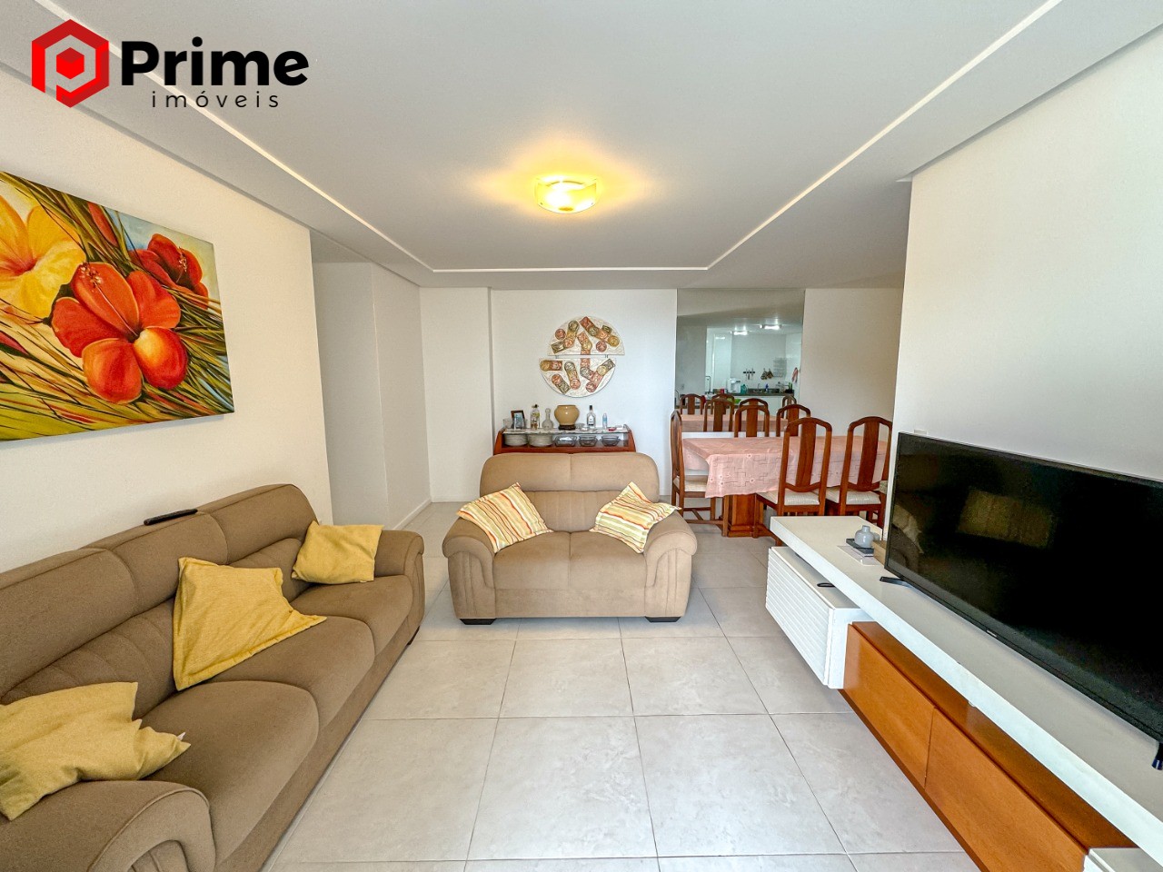 Apartamento à venda com 3 quartos, 120m² - Foto 1