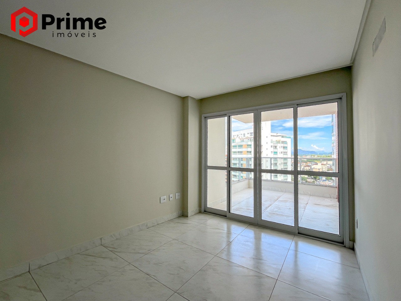 Apartamento à venda com 3 quartos, 94m² - Foto 5