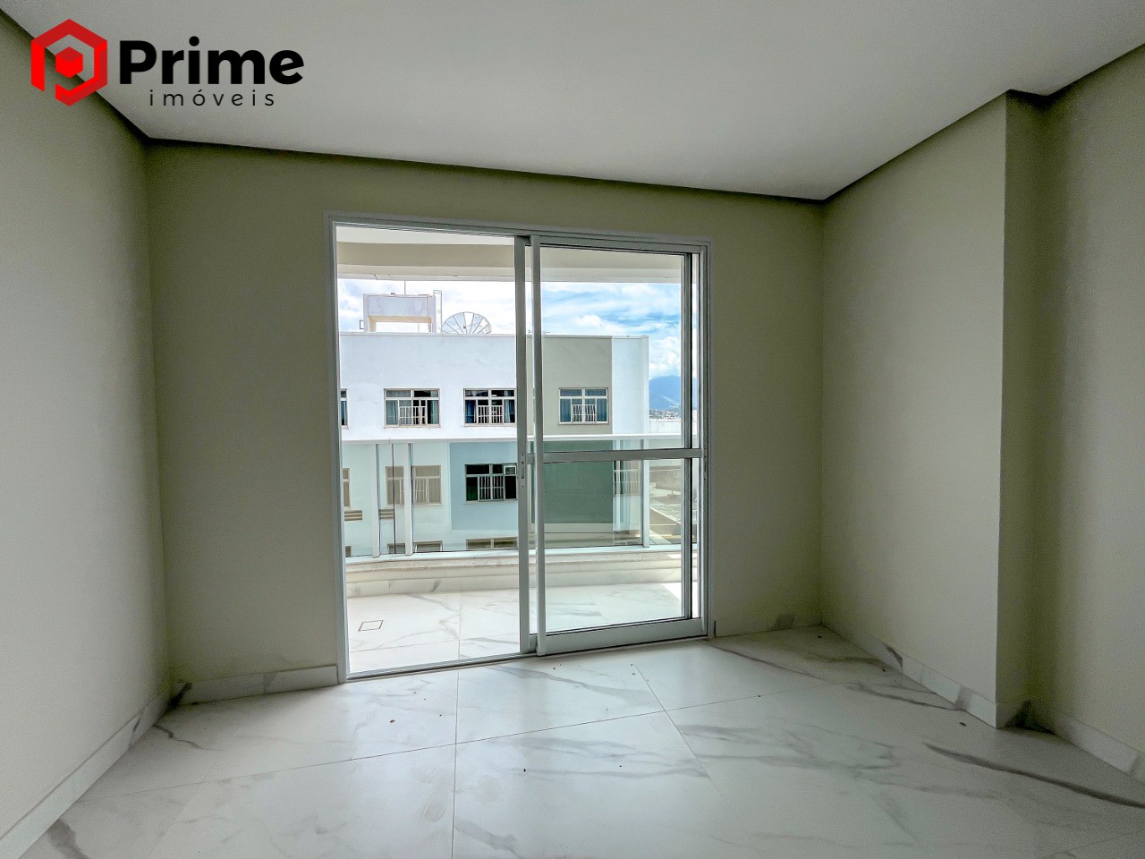 Apartamento à venda com 3 quartos, 133m² - Foto 19