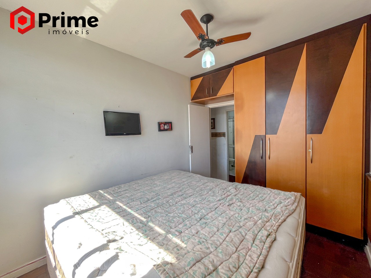 Apartamento à venda com 3 quartos, 130m² - Foto 4