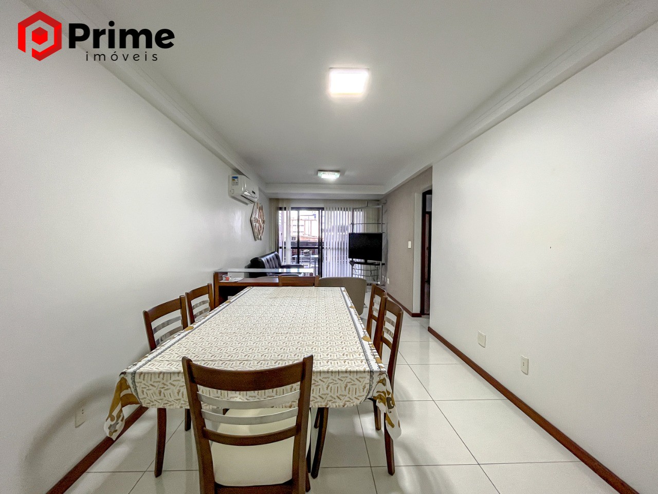 Apartamento à venda com 2 quartos, 130m² - Foto 2