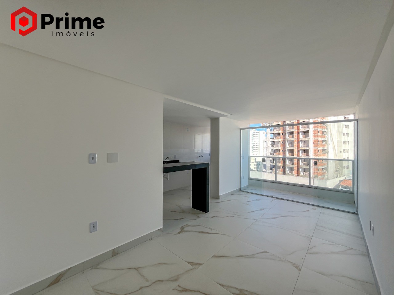 Apartamento à venda com 2 quartos, 65m² - Foto 4