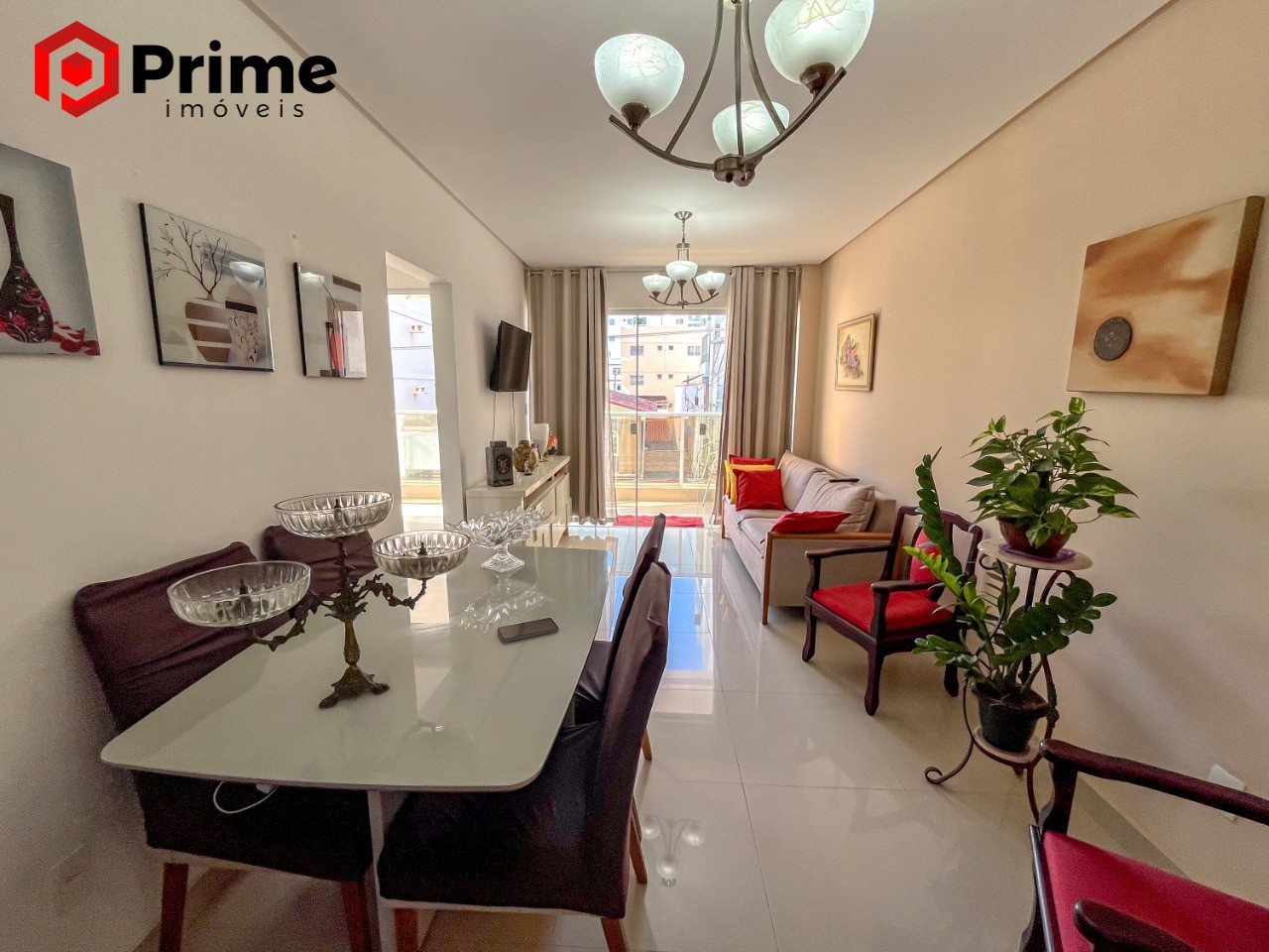 Apartamento à venda com 2 quartos, 110m² - Foto 1