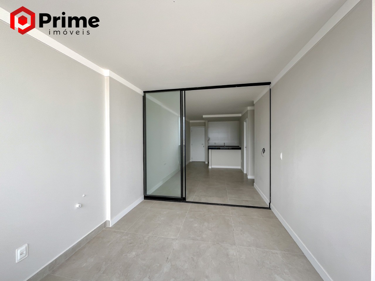 Apartamento à venda com 2 quartos, 89m² - Foto 3