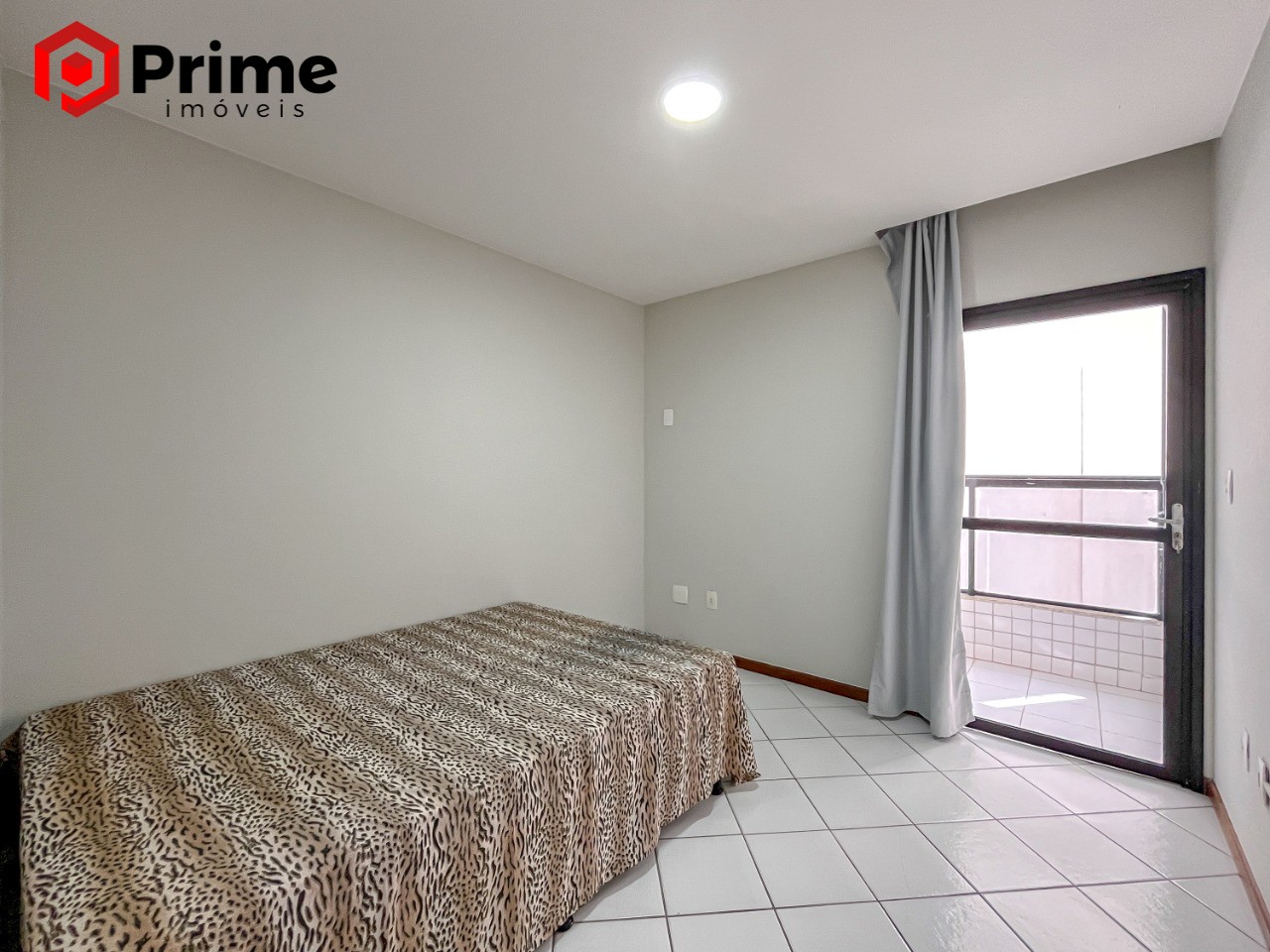 Apartamento à venda com 2 quartos, 75m² - Foto 13