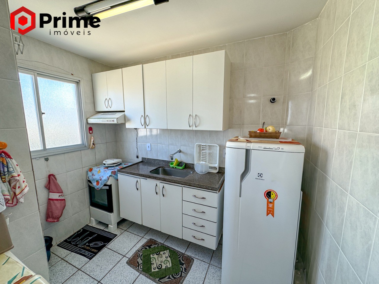 Apartamento à venda com 2 quartos, 80m² - Foto 4