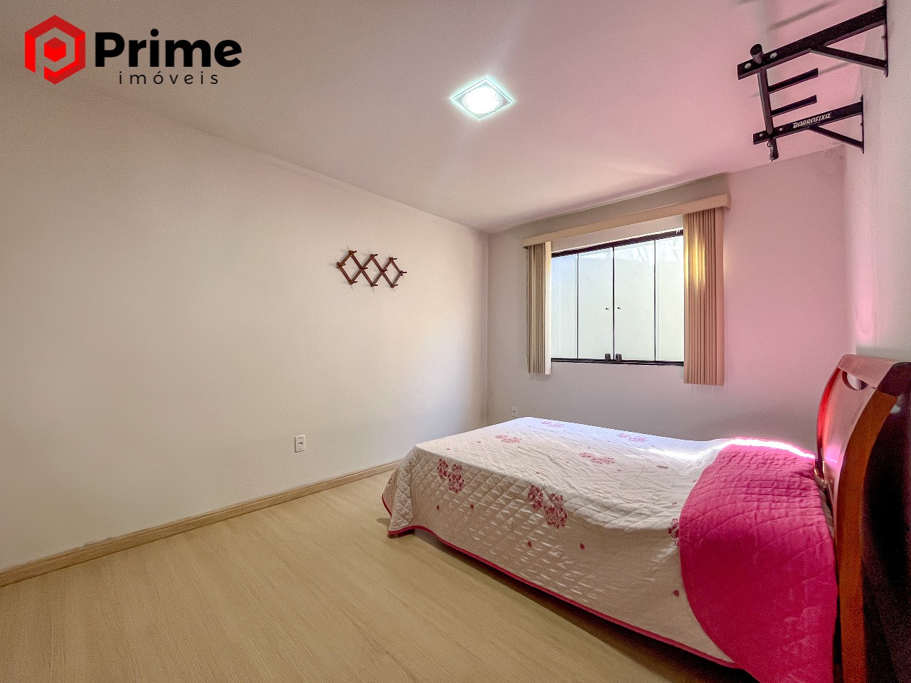 Casa à venda com 3 quartos, 280m² - Foto 16