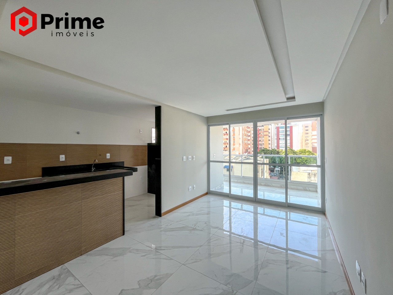 Apartamento à venda com 3 quartos, 92m² - Foto 2