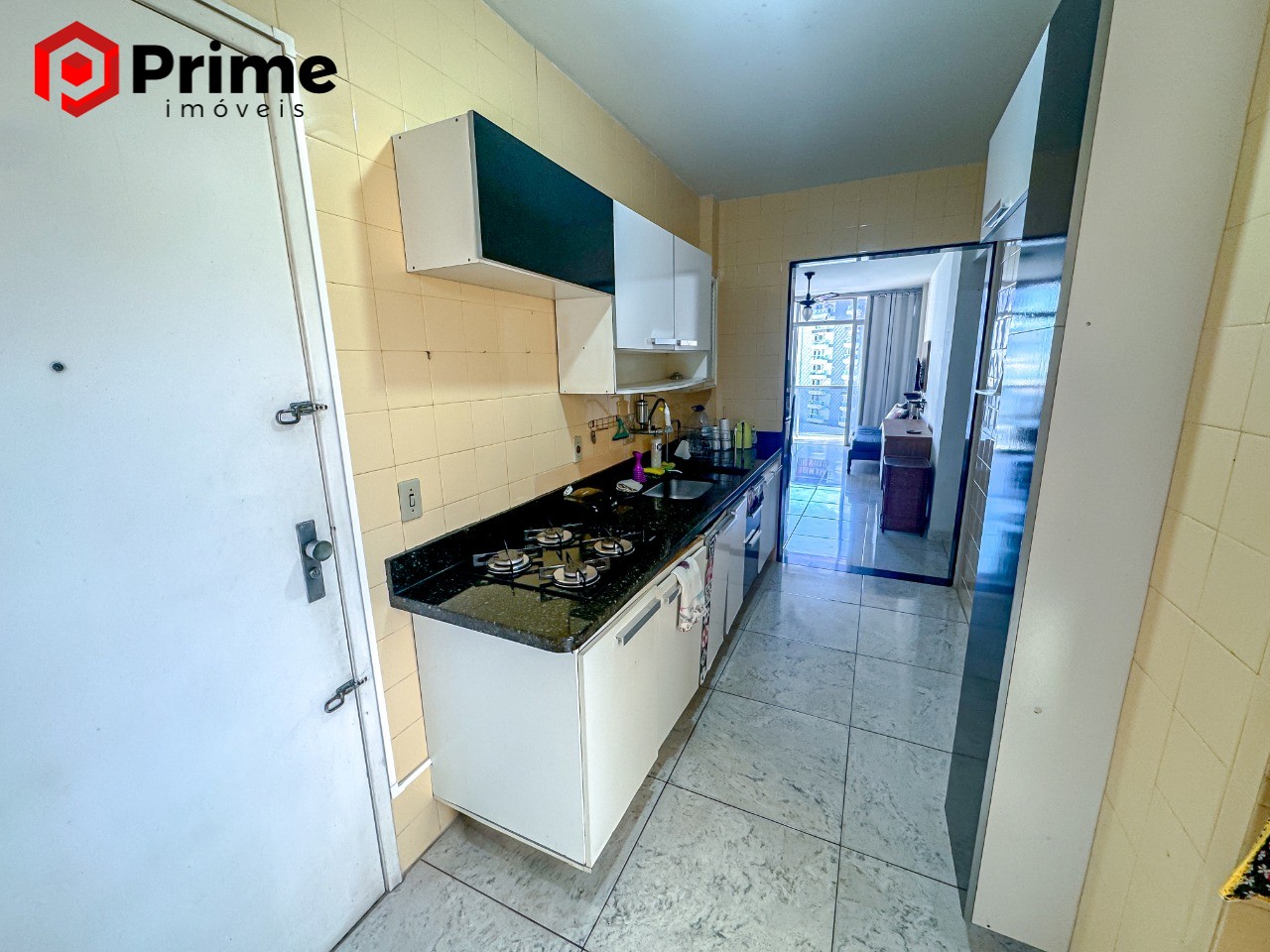 Apartamento à venda com 2 quartos, 70m² - Foto 7