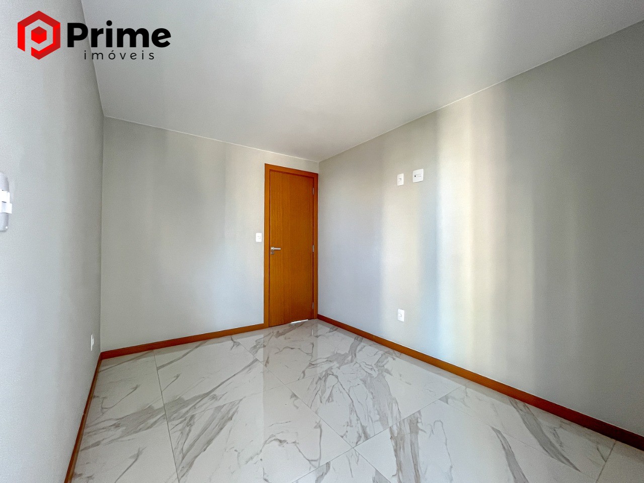 Apartamento à venda com 2 quartos, 67m² - Foto 9