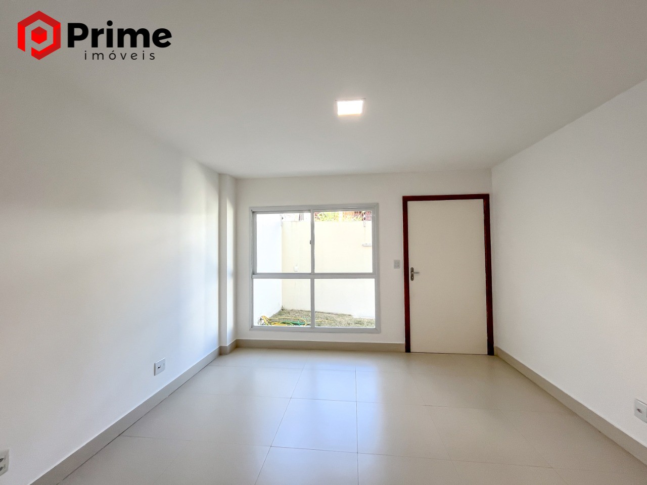 Casa à venda com 3 quartos, 200m² - Foto 4