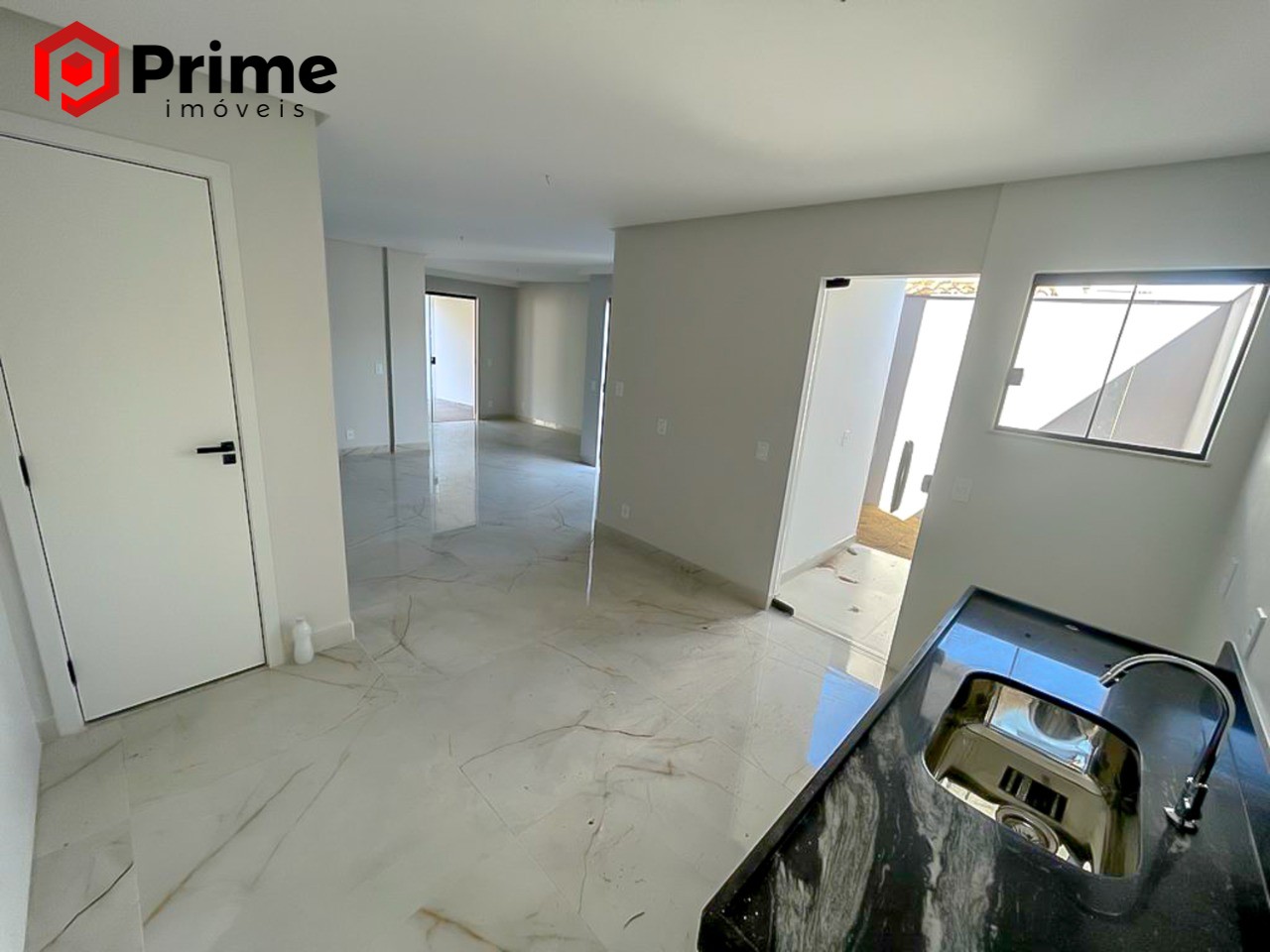 Casa à venda com 3 quartos, 124m² - Foto 6