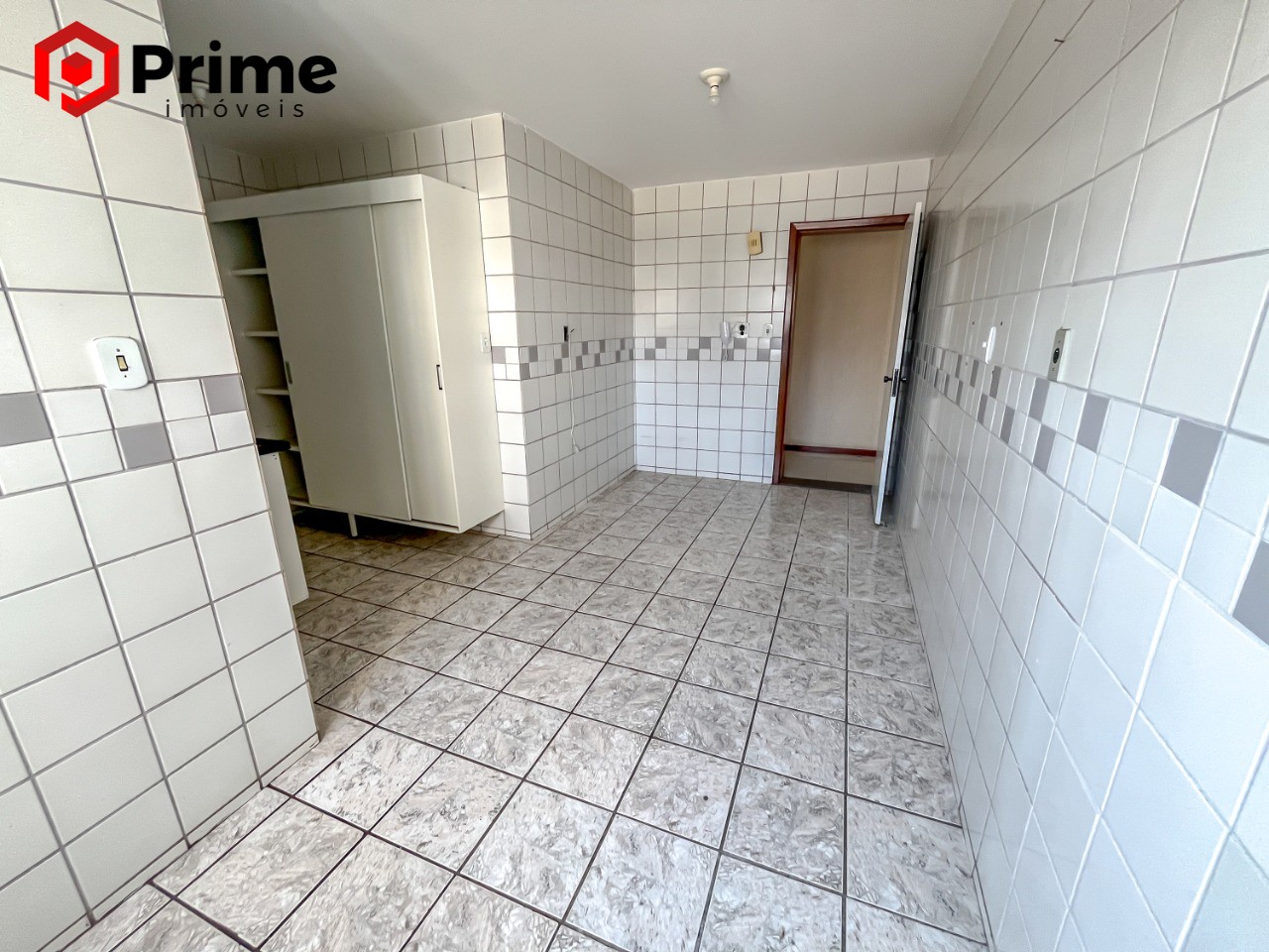 Apartamento à venda com 3 quartos, 123m² - Foto 18