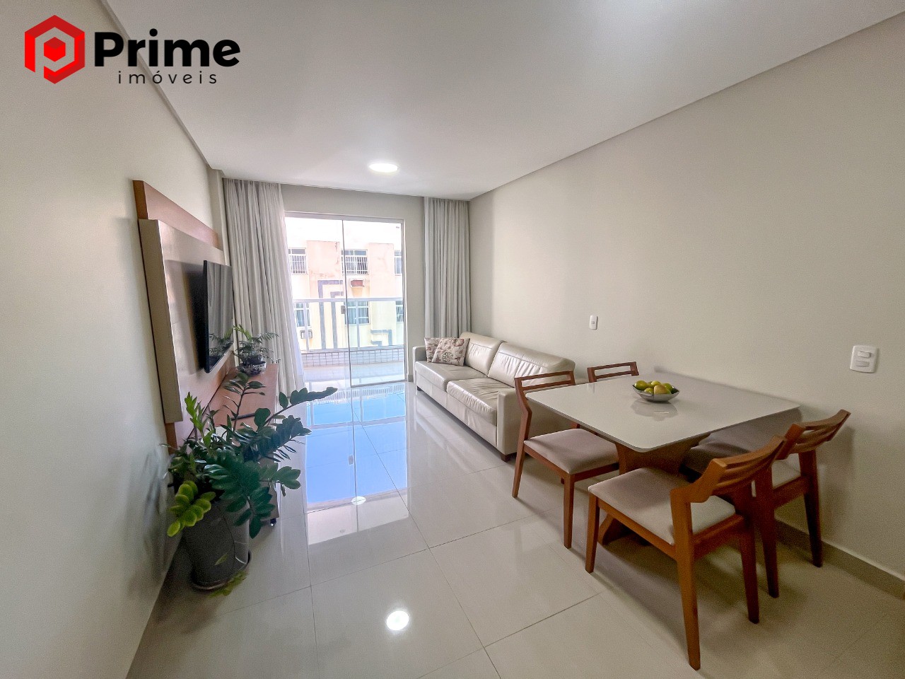 Apartamento à venda com 2 quartos, 76m² - Foto 4