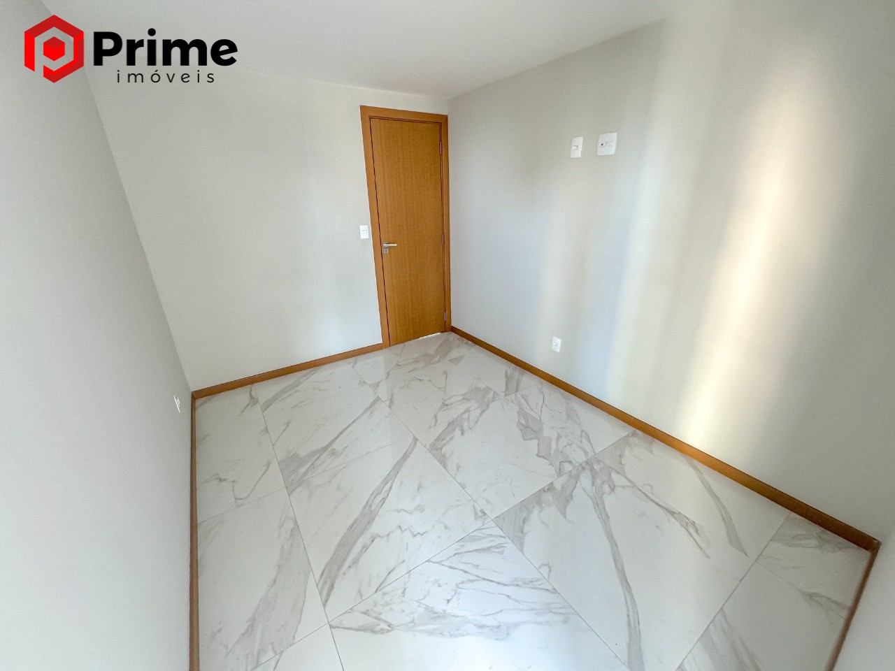 Apartamento à venda com 2 quartos, 67m² - Foto 8