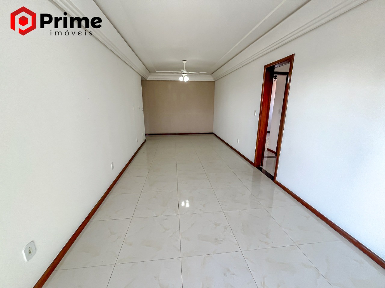 Apartamento à venda com 3 quartos, 123m² - Foto 4