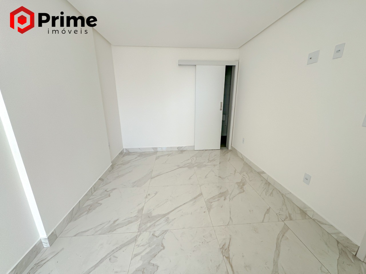 Apartamento à venda com 2 quartos, 80m² - Foto 16