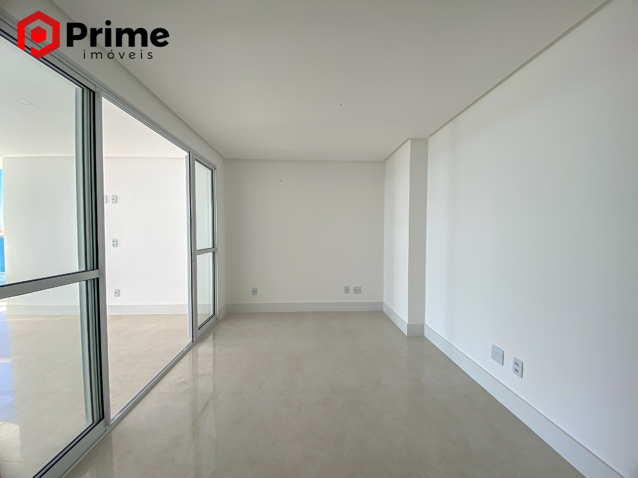 Apartamento à venda com 4 quartos, 155m² - Foto 7