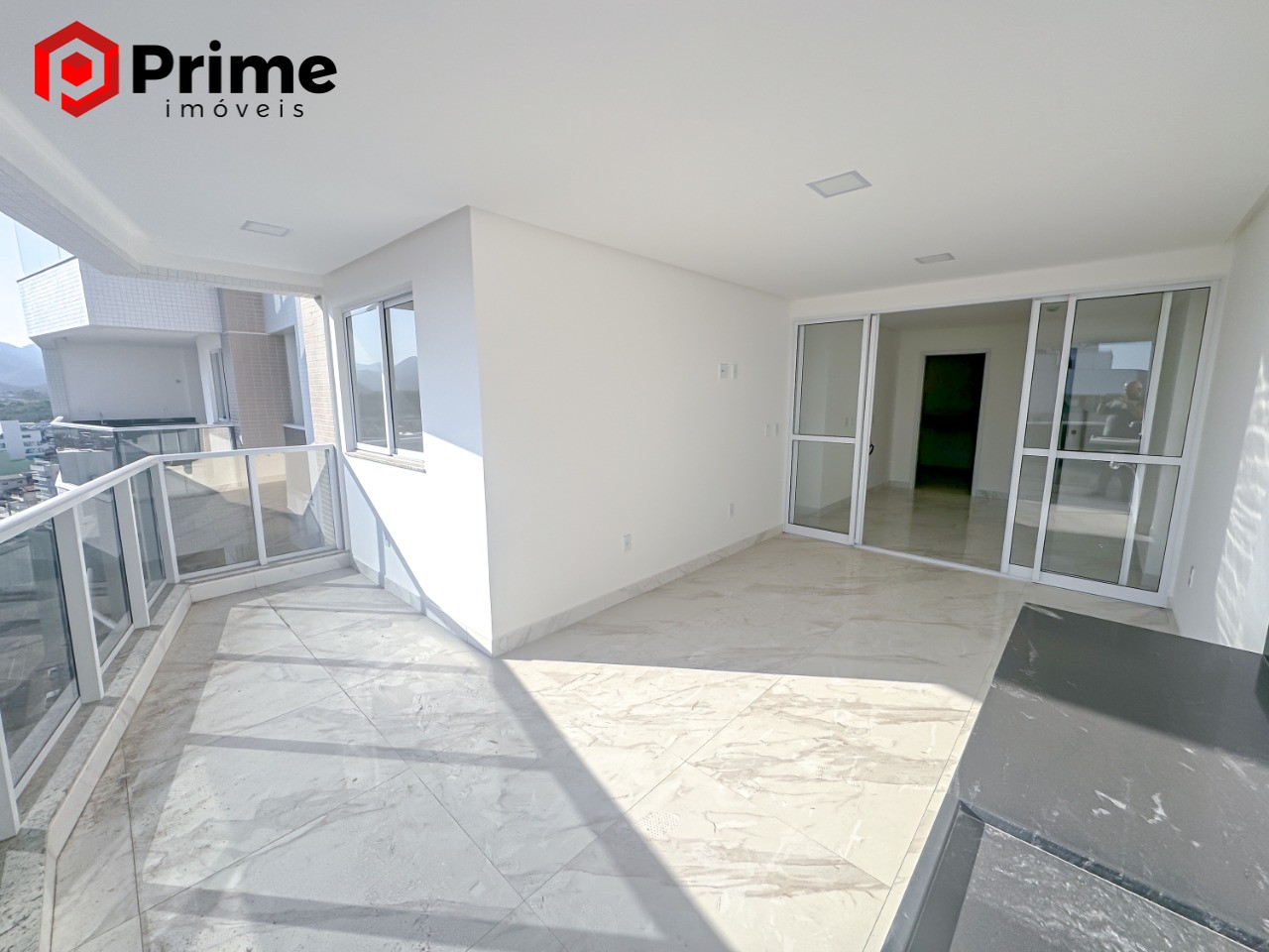 Apartamento à venda com 2 quartos, 80m² - Foto 8