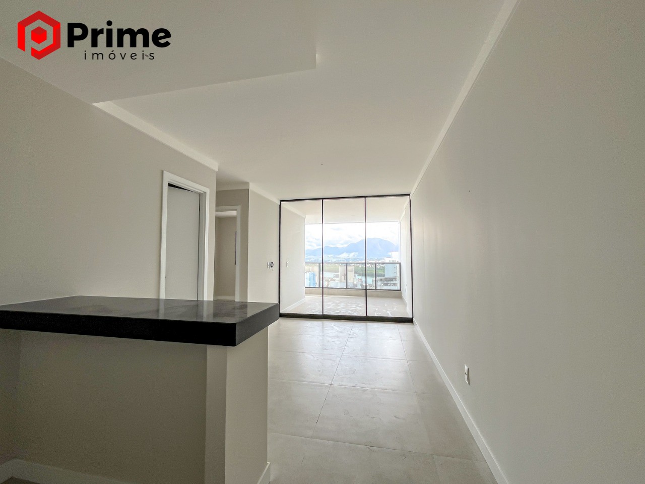 Apartamento à venda com 3 quartos, 88m² - Foto 2