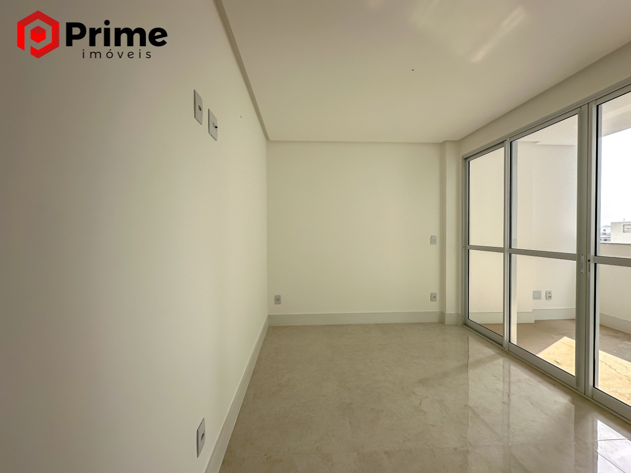 Apartamento à venda com 4 quartos, 155m² - Foto 18