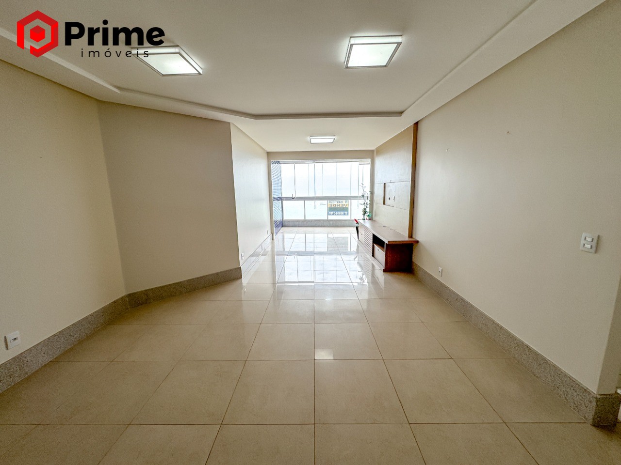 Apartamento à venda com 4 quartos, 155m² - Foto 2