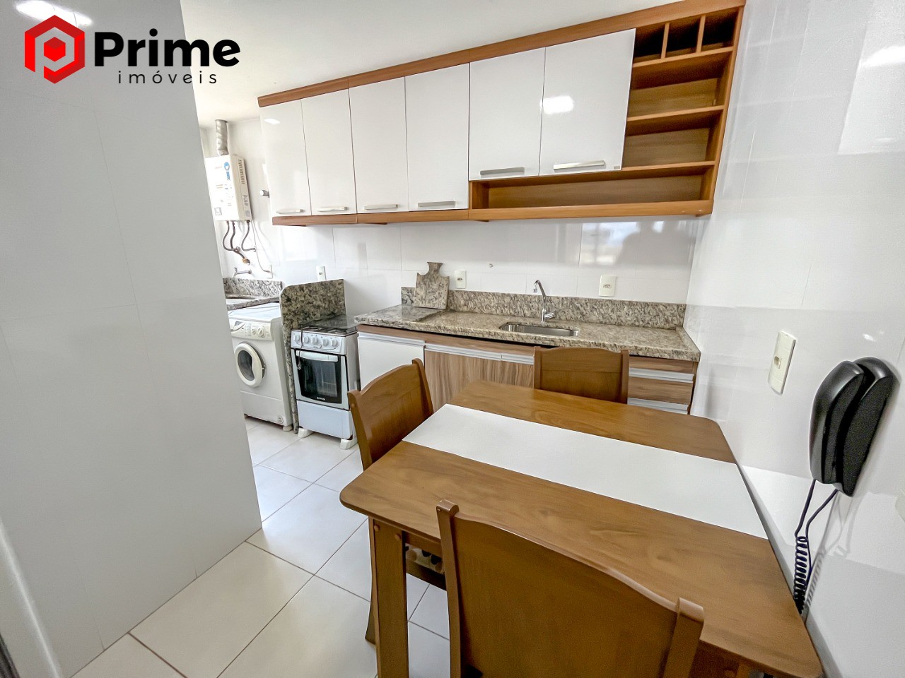 Apartamento à venda com 2 quartos, 70m² - Foto 11