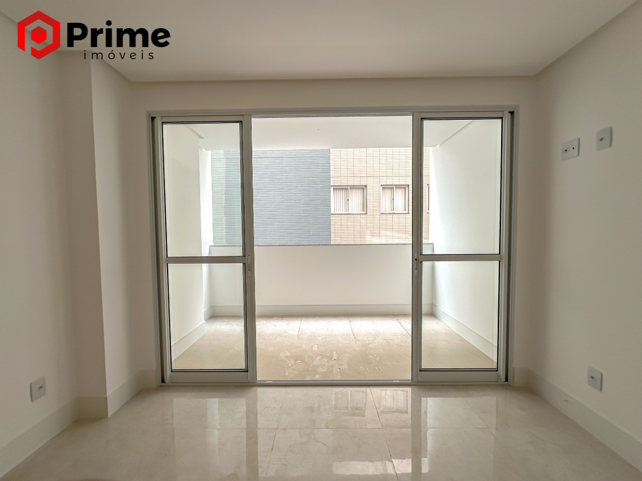 Apartamento à venda com 4 quartos, 155m² - Foto 11