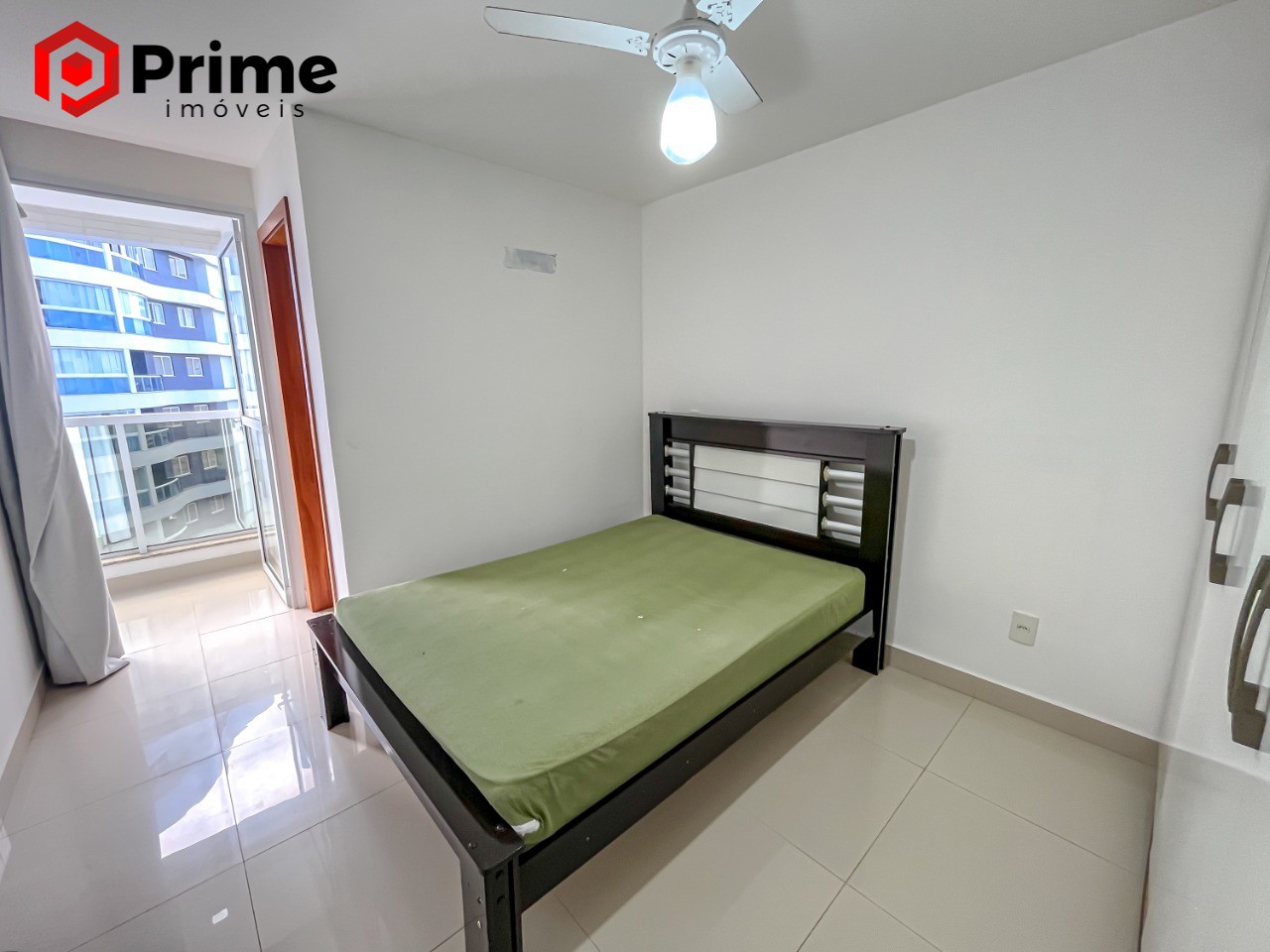 Apartamento à venda com 2 quartos, 70m² - Foto 17