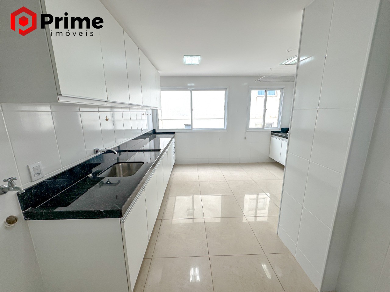 Apartamento à venda com 4 quartos, 155m² - Foto 12