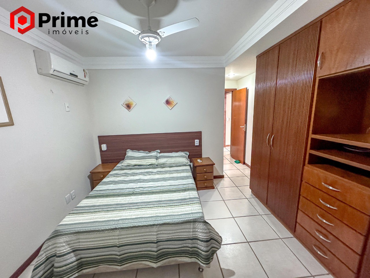 Apartamento para alugar com 3 quartos, 180m² - Foto 9