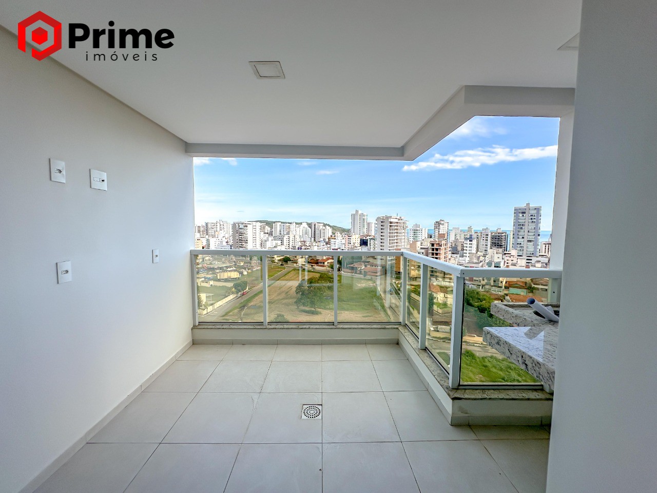 Apartamento à venda com 2 quartos, 65m² - Foto 15