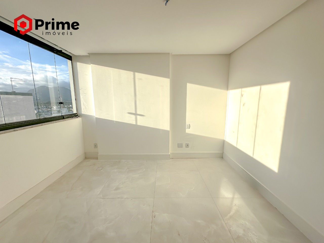 Apartamento à venda com 4 quartos, 195m² - Foto 14