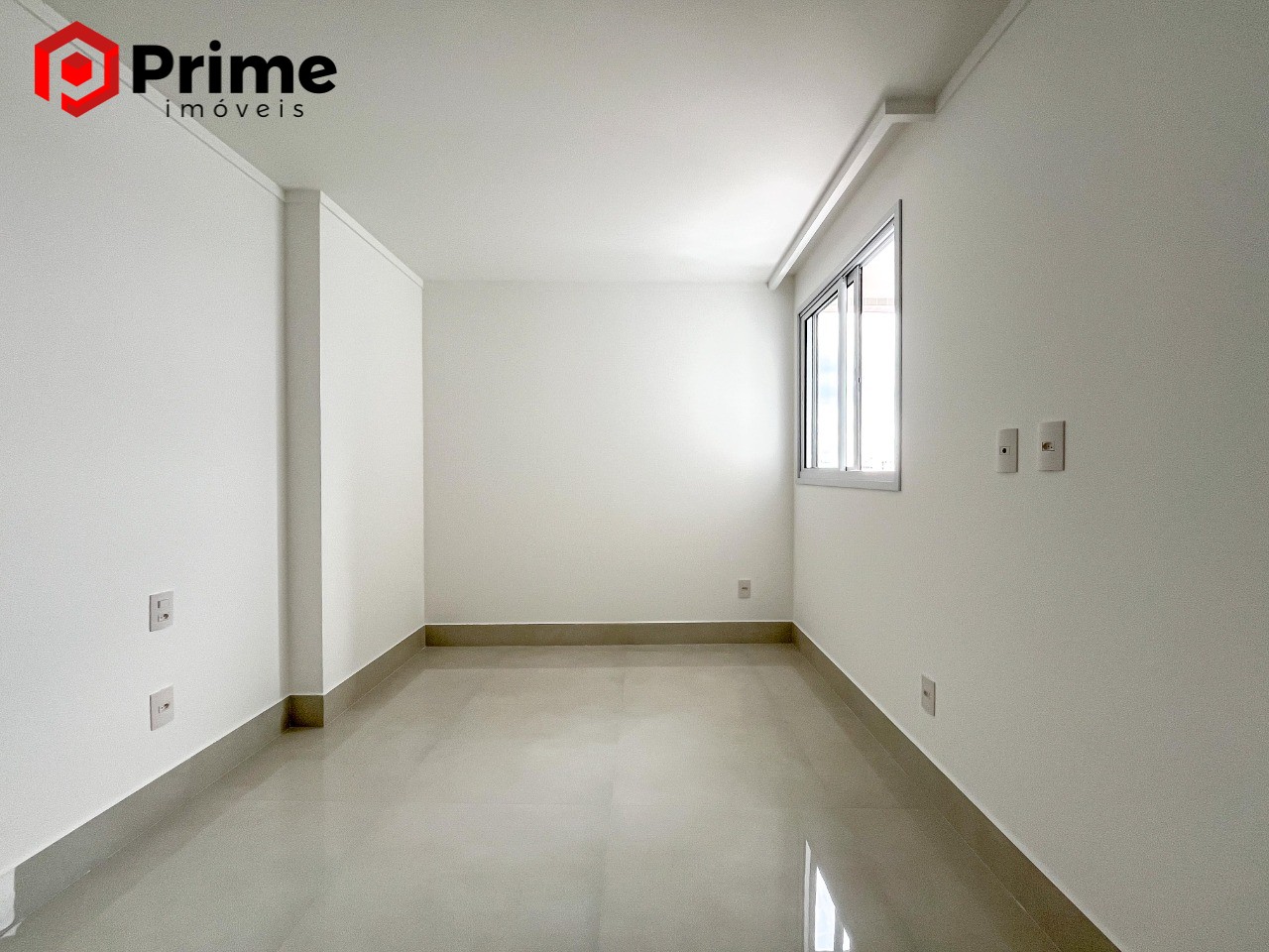 Apartamento à venda com 3 quartos, 194m² - Foto 17