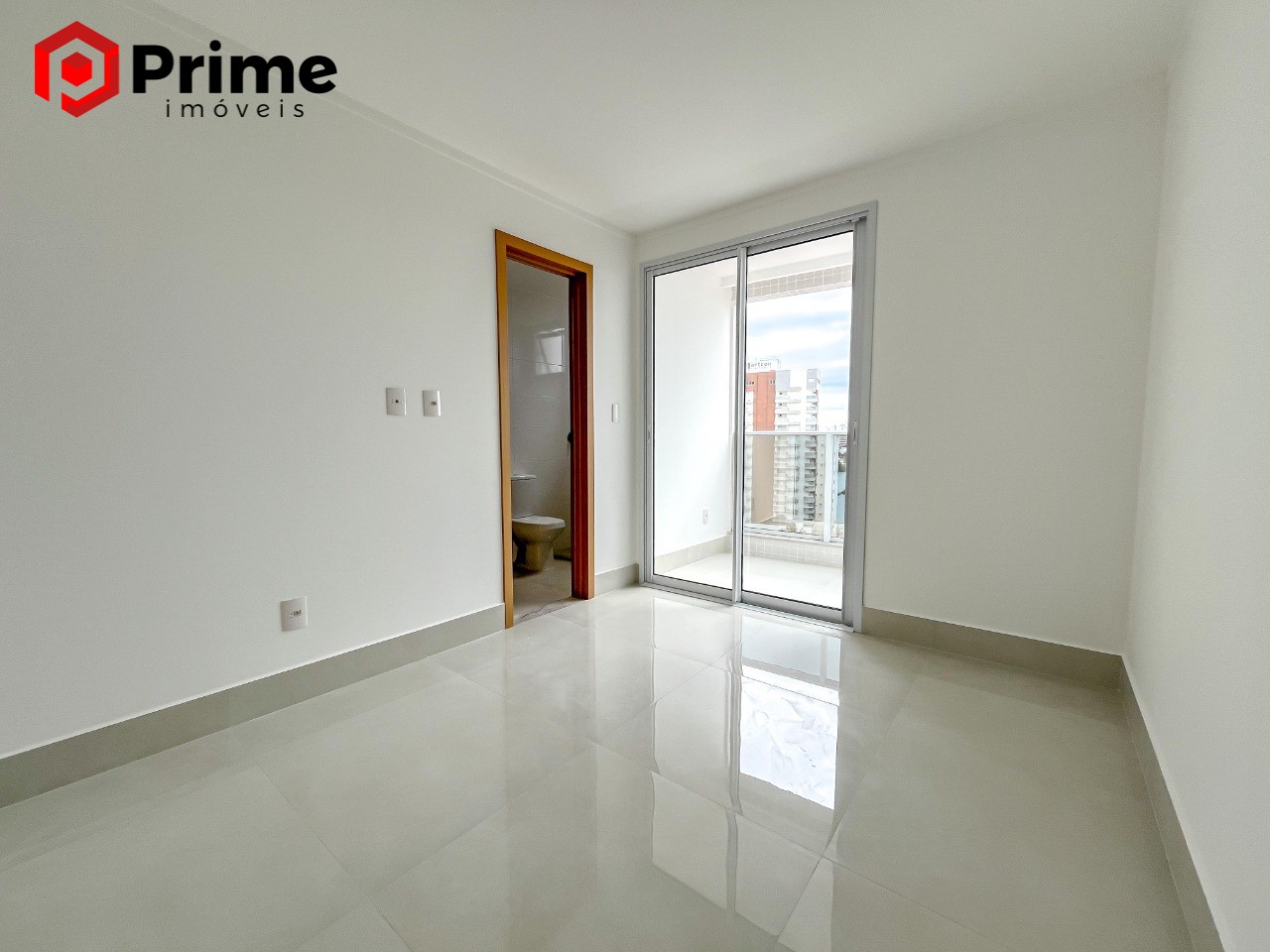 Apartamento à venda com 3 quartos, 194m² - Foto 12