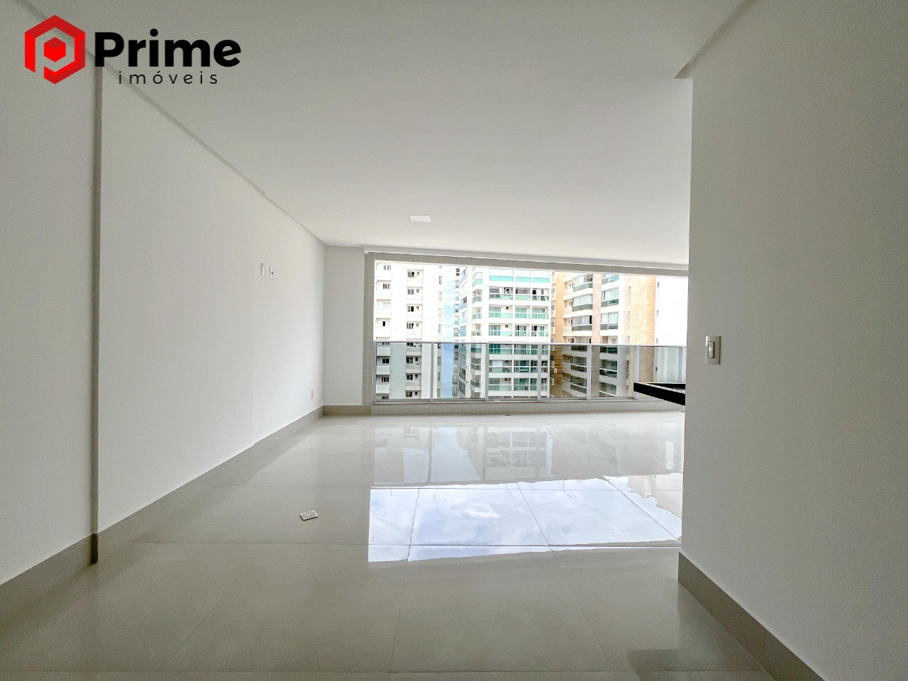 Apartamento à venda com 3 quartos, 194m² - Foto 5