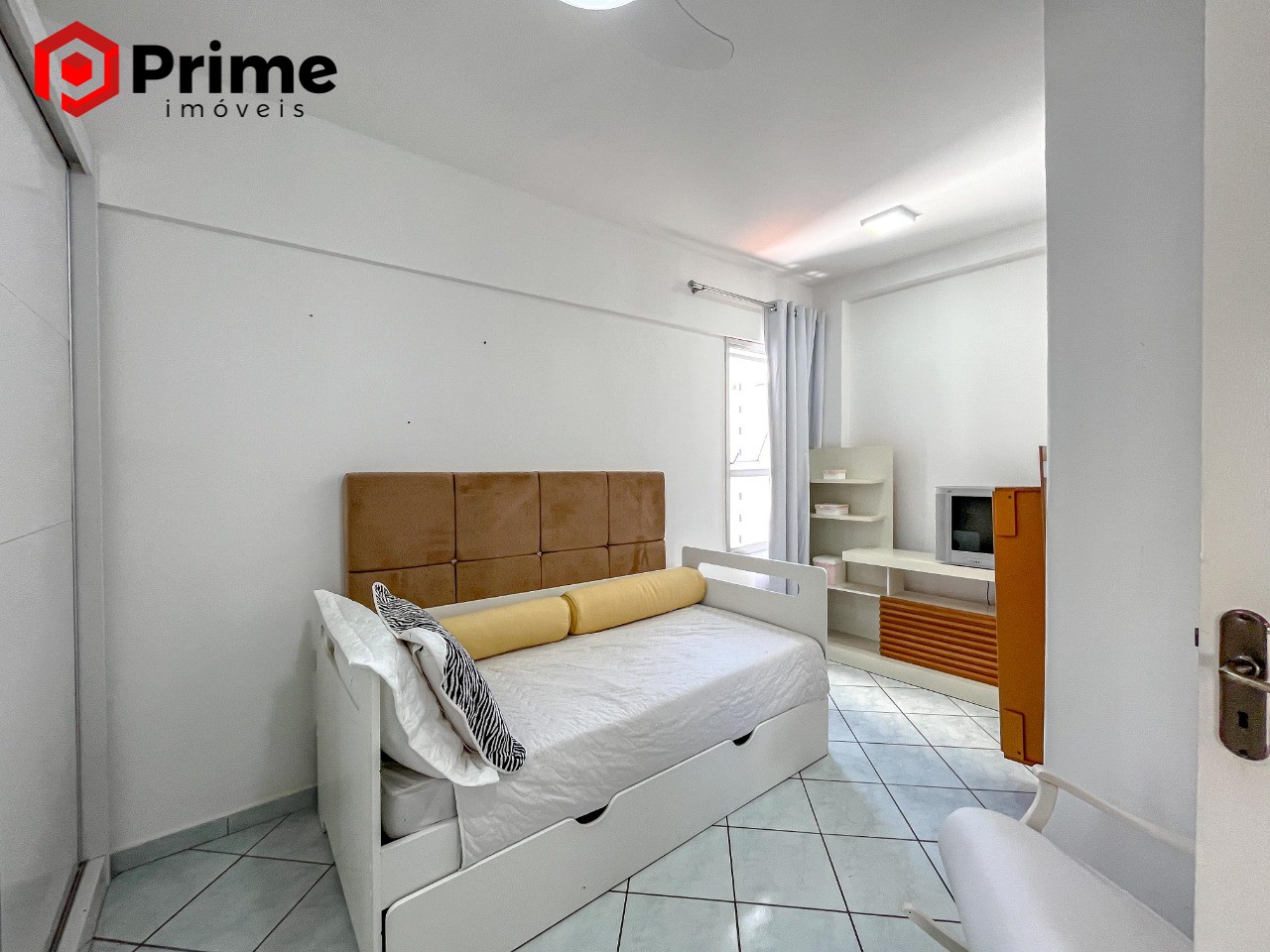 Apartamento à venda com 2 quartos, 75m² - Foto 13