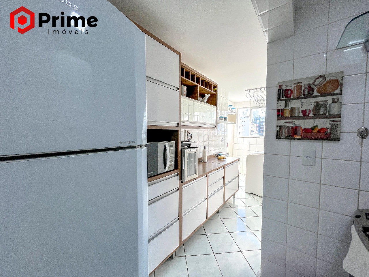 Apartamento à venda com 2 quartos, 75m² - Foto 7