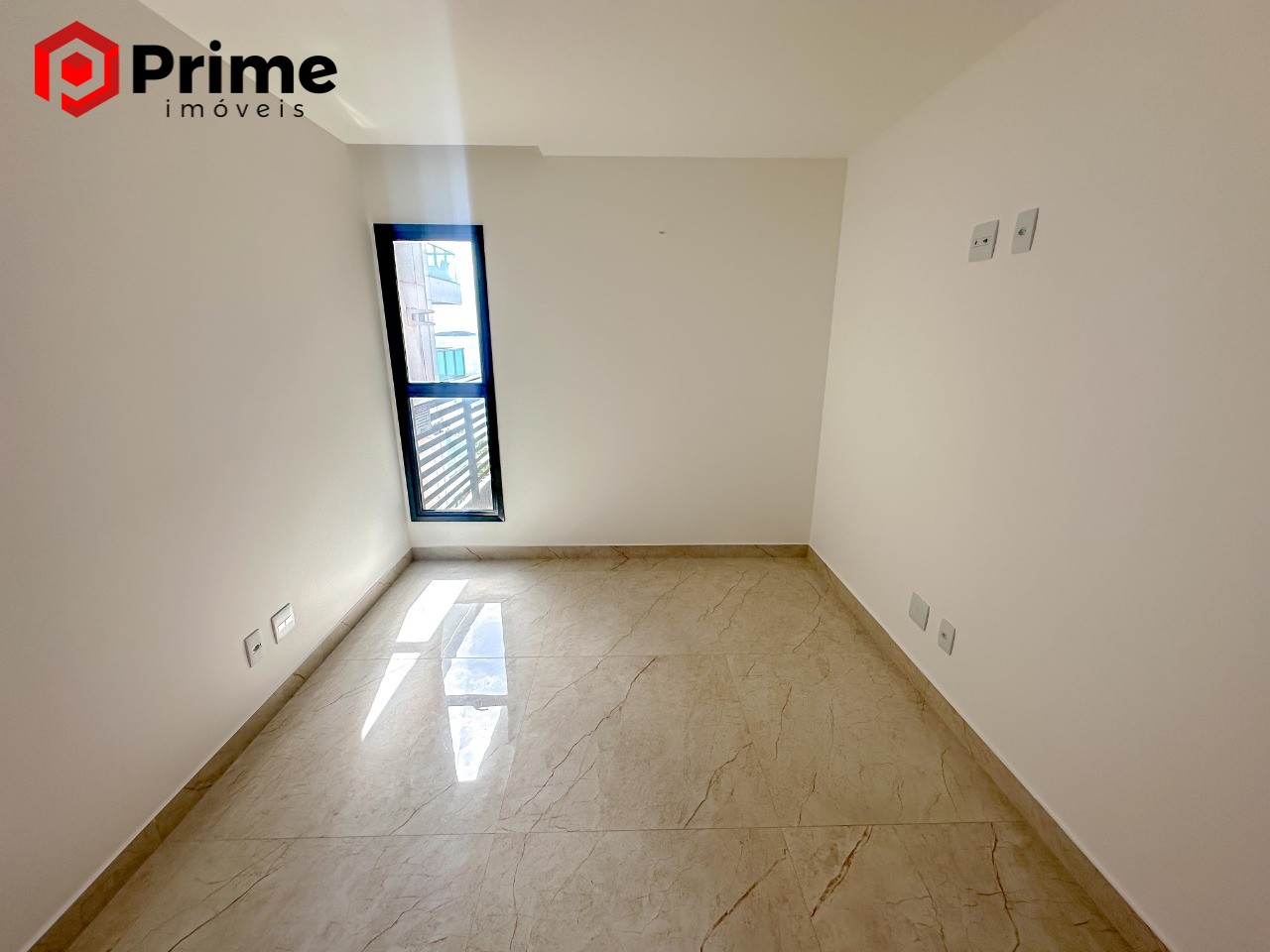 Apartamento à venda com 3 quartos, 105m² - Foto 9